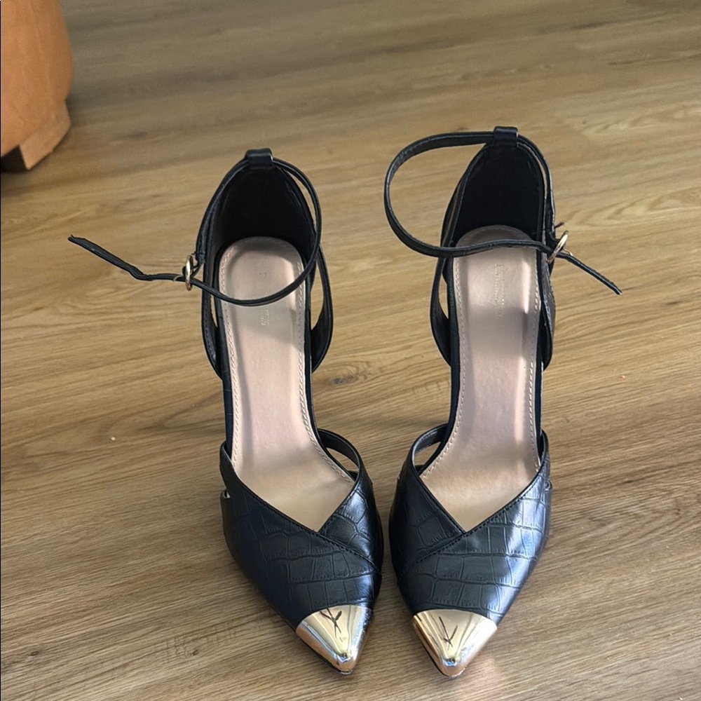 PrettyLittleThing Black Croc-Effect Pointed Toe Heels with Gold Cap